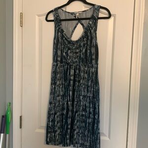 Soma dress with cutout in back and pockets